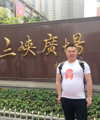 93年179CM的地产小哥征婚,希望对方学历高中以上