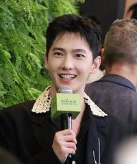 ��������װ��ϯ���ˬ˧��