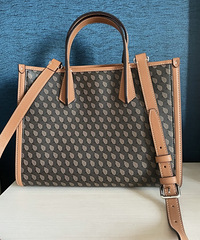 ������ɣ�ȣ��۸��ʽ����YYDS��һֱ���˺ܶ��ꡤ������