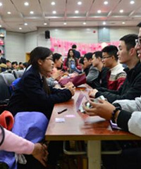 我的择偶要求过分吗?我希望女方不当全职太太,至少有大专学历