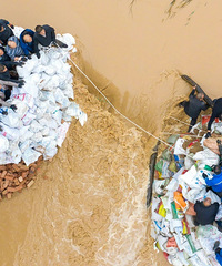 山西暴雨90小时:河水决堤、万人转移、山体滑坡