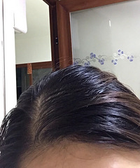 �ҷ����ҵ�ͬ�¾�Ȼһ��ֻϴһ��ͷ��