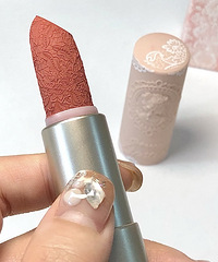 ǹ²õĿں죿ǷҶɫʺﶬ