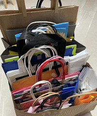 你也有纸袋囤积症吗?这个病需要治不!说说你都拿来怎么用