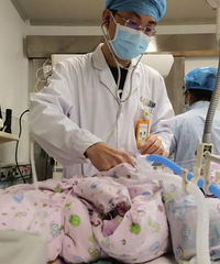 ���併�¼ӱ��ӣ�2���´�Ӥ��˯�����浽����˥��