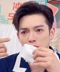 ����ֱ���䣡����������·̫��Ц��