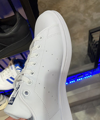 ��Ь�ӿ��ְ���ϲ����˫��Ь�ӣ��ֿ��Կ���һ����