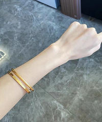 ��ĵ�һ���������ж��ٿˣ�46����ϸ��С��100�˴�������ʹ