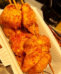 ����ÿ��ȥ�����źóԽ��ұش򿨵�С�ԣ�����ֵ��