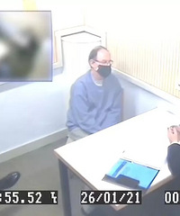 Ӣ��ҽԺ�е繤���ֳ���100��ʬ��