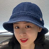 没有眼袋后好看多了