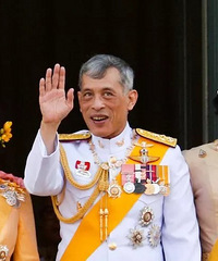 ���ط���Ů����ɽ��̩������Ѫ����