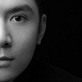 年薪25万的哥子征婚