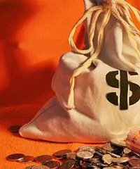 家庭月入1.5万,完全是赤字生活