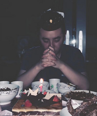 88年172CM自己有企业的哥子征婚,希望对方身高155以上