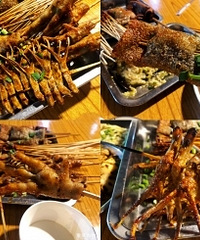 打卡网红烧烤,不但鸡爪耙糯鸭舌也超绝