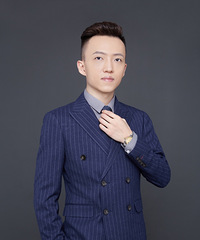 92年177CM的地产销售小哥征婚,希望对方100斤内