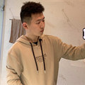 温柔幽默的小哥待脱单