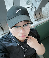 35岁175CM的水瓶座哥子征婚,房地产商业经营总监