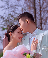 在三毛拍的婚纱照