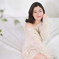 299拍了两套写真
