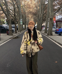双面棉服是真的香~ 面料很舒服 ,一件=两件!关键是都很好看