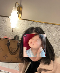 LV今年这个包真的火,正反面两个花色,还可以手提和肩背