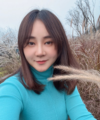 90年161CM的小姐姐征婚,希望对方综合年入不低于15万