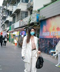 最新成都街拍,打望太古里小姐姐们的冬季穿搭