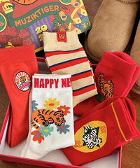 虎年袜子也太可爱了吧!已经买好,等着过年穿