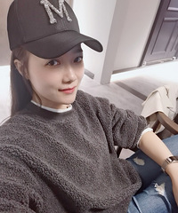 88年162CM建材销售行业的小姐姐征婚,女儿上初中