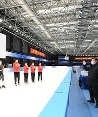 习近平在北京考察冬奥会、冬残奥会筹办备赛工作