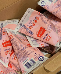 我在此放言:没有哪款草莓牛奶有梁丰的好喝!