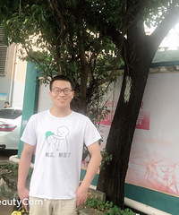 93年的银行客服小哥征婚,希望对方不内向不固执