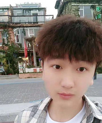 01年的运营总监小哥征婚,希望对方有上进心