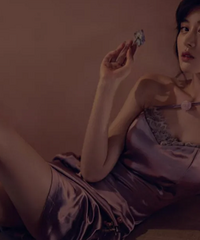 ������������Ů�Ѿ���Babyײ��