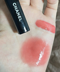 ���������Ժ�����µ�����֧ӣ��õ��ɫ�ں�̫����