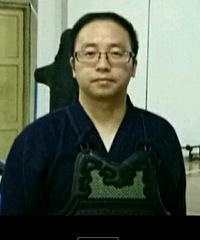 37��172CM�ĸ߼�����ʦ�������飬��н50������