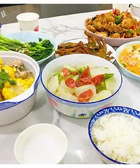 职场宝妈的生活:有4套房依然节约