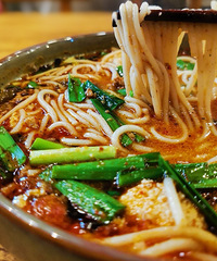 ���������ĳ�ζ�꣬5��С�Զ�������Ե��Һ�����