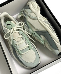 PUMA��˫�������ϵ�ЬҲ̫�����ˣ����Ը�����ϸ