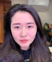 ����ǰ����üë���˸�ɫ���о���Ȼһ����