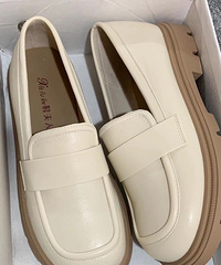 ��һ˫СƤЬ��������