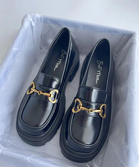 ���ﺫ����СƤЬ���ĸ�����Ů�ܾܾ���