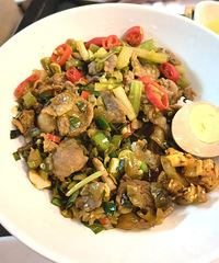 8���ϻ�Ա��ʾ����ɫӡ��ķ��˿�ζ��������