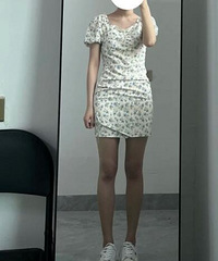 为什么我穿碎花裙看起来这么土啊?姐妹们能看看问题是出在哪吗?