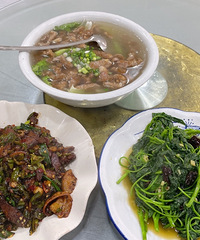 ��С���ϵĲ�Ӭ���ӣ��е��˾�Ȼ�������ˡ����š�