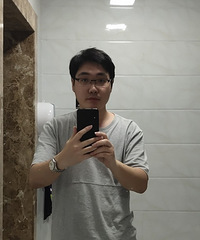 92年170CM的双鱼座哥子征婚,从事UI设计的工作