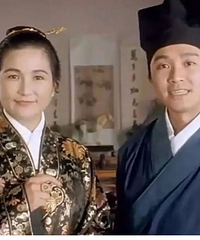 ��������������Ů������