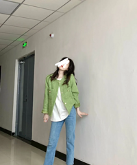 真的好喜欢这种清清爽爽的穿搭~小香外套很好看又显白
